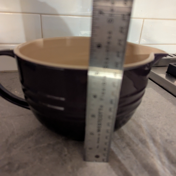 Le Creuset Stoneware Batter Bowl - Deep Purple with Cream Interior - Picture 6 of 9